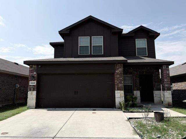 Property photo for 1050 Old Oaks Drive, Forney, TX