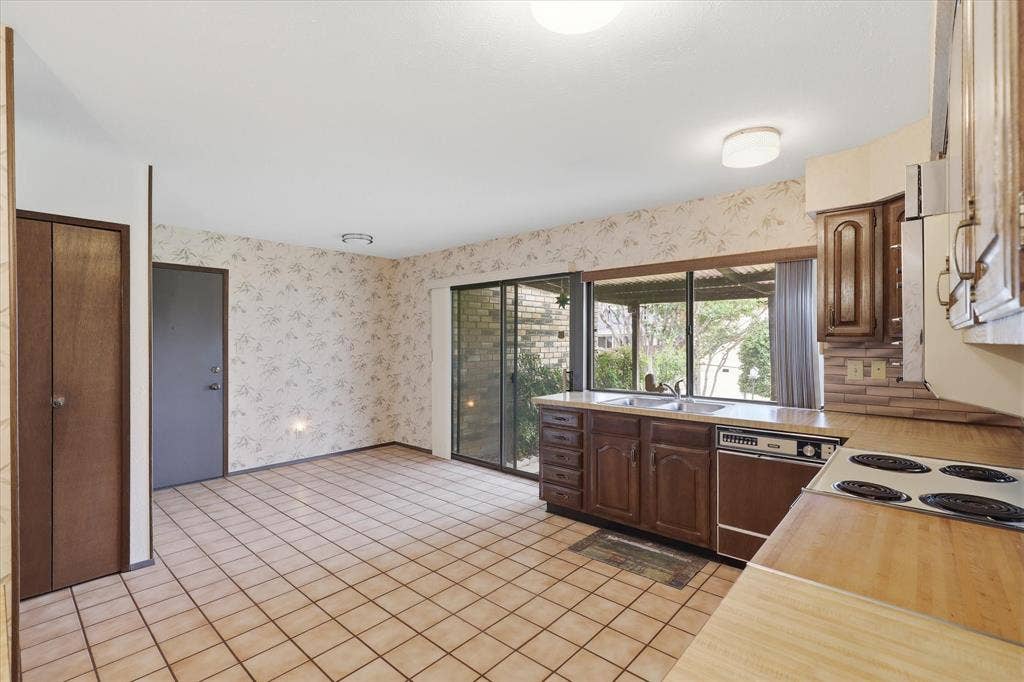2929 Silverdale Lane, Garland, TX 75044 2929 Silverdale Lane, Garland, TX 75044