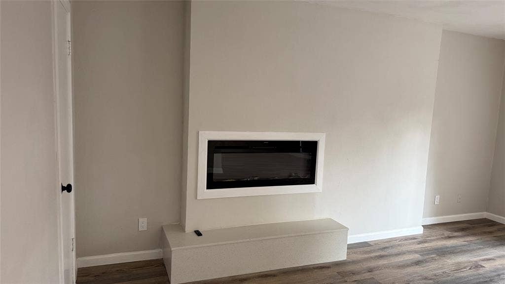1723 E Grauwyler Road, #122, Irving, TX 75061 1723 E Grauwyler Road, #122, Irving, TX 75061
