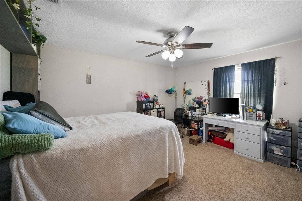 Rear secondary bedroom