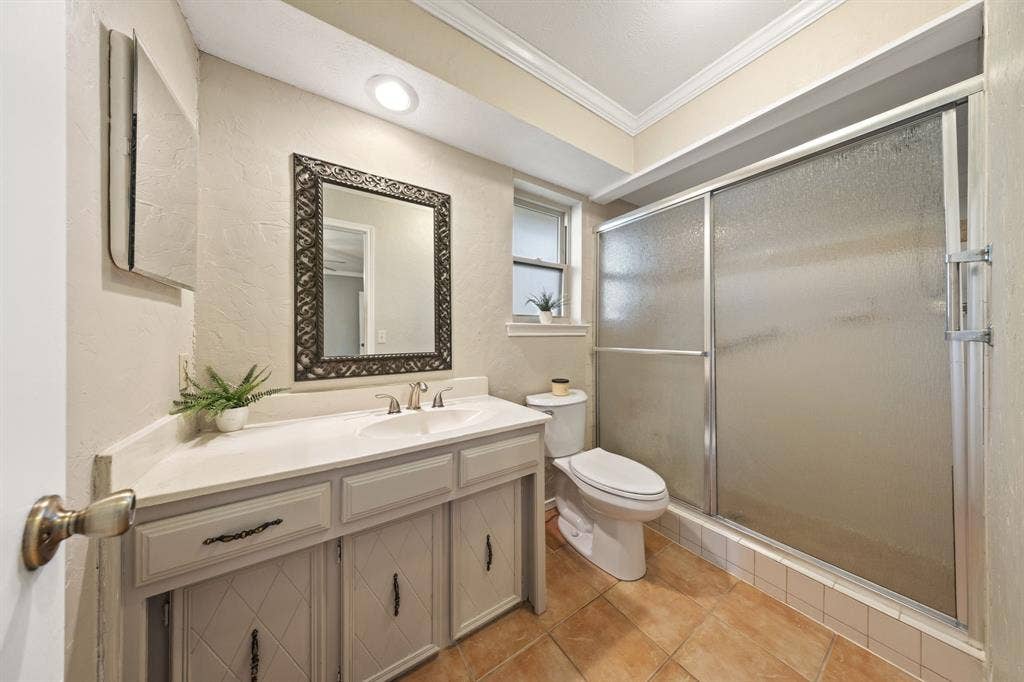 1521 Baffin Bay Drive, Plano, TX 75075 1521 Baffin Bay Drive, Plano, TX 75075