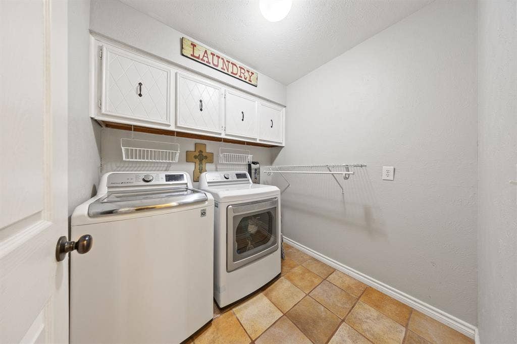1521 Baffin Bay Drive, Plano, TX 75075 1521 Baffin Bay Drive, Plano, TX 75075