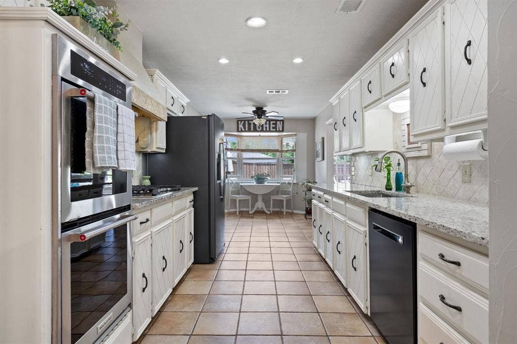 1521 Baffin Bay Drive, Plano, TX 75075 1521 Baffin Bay Drive, Plano, TX 75075