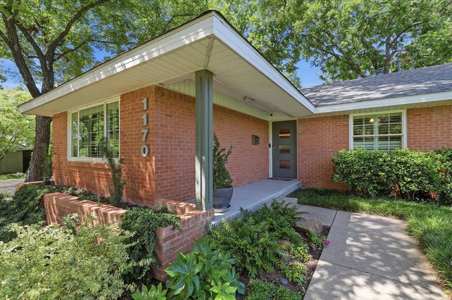 Property photo for 1170 Bally Mote Drive, Dallas, TX