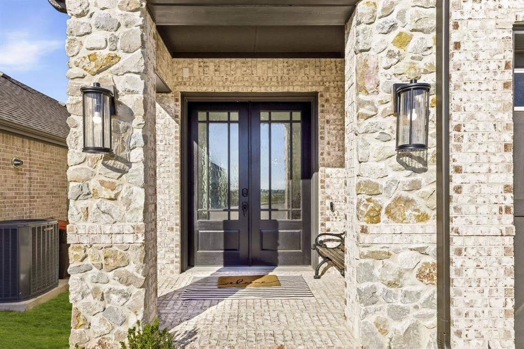 3104 Lake Village Drive, Anna, TX 75409 3104 Lake Village Drive, Anna, TX 75409