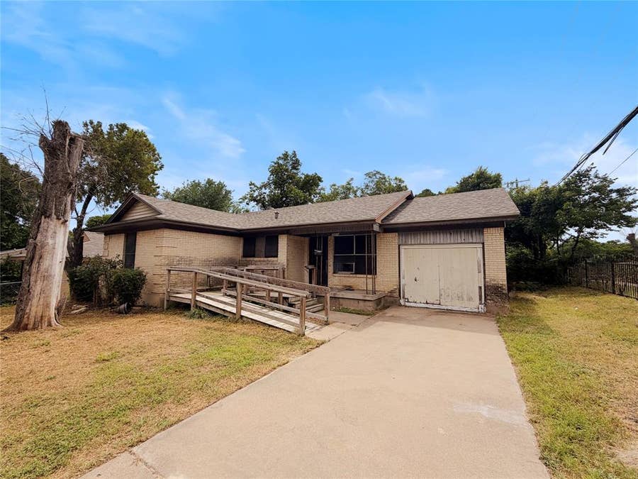Property photo for 4405 Malden Lane, Dallas, TX