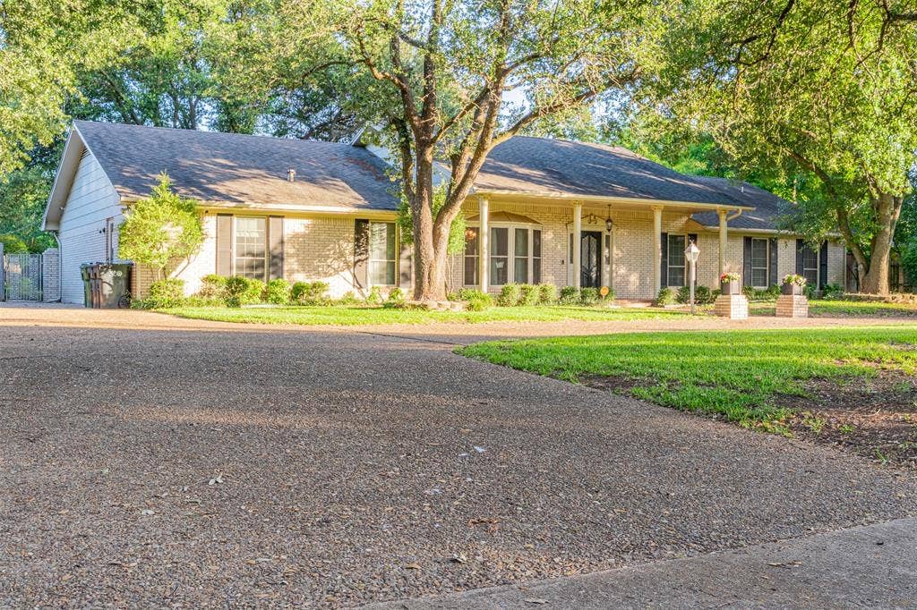 3400 Dever Drive, Waco, TX 76708 3400 Dever Drive, Waco, TX 76708