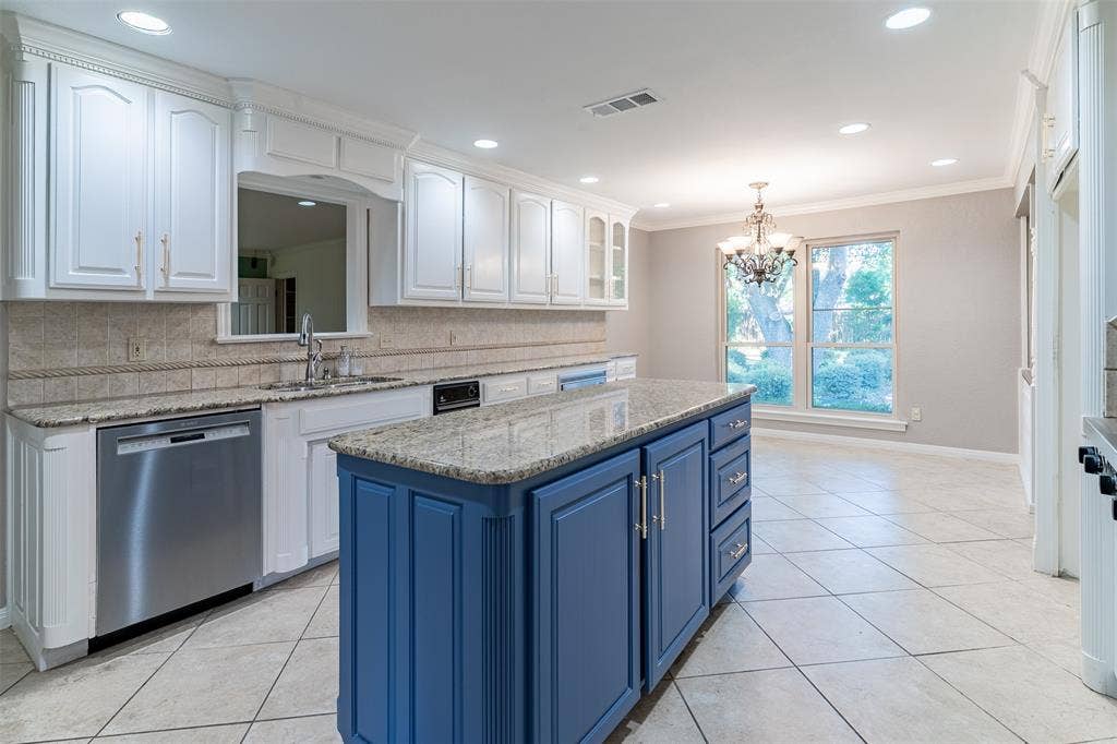 3400 Dever Drive, Waco, TX 76708 3400 Dever Drive, Waco, TX 76708