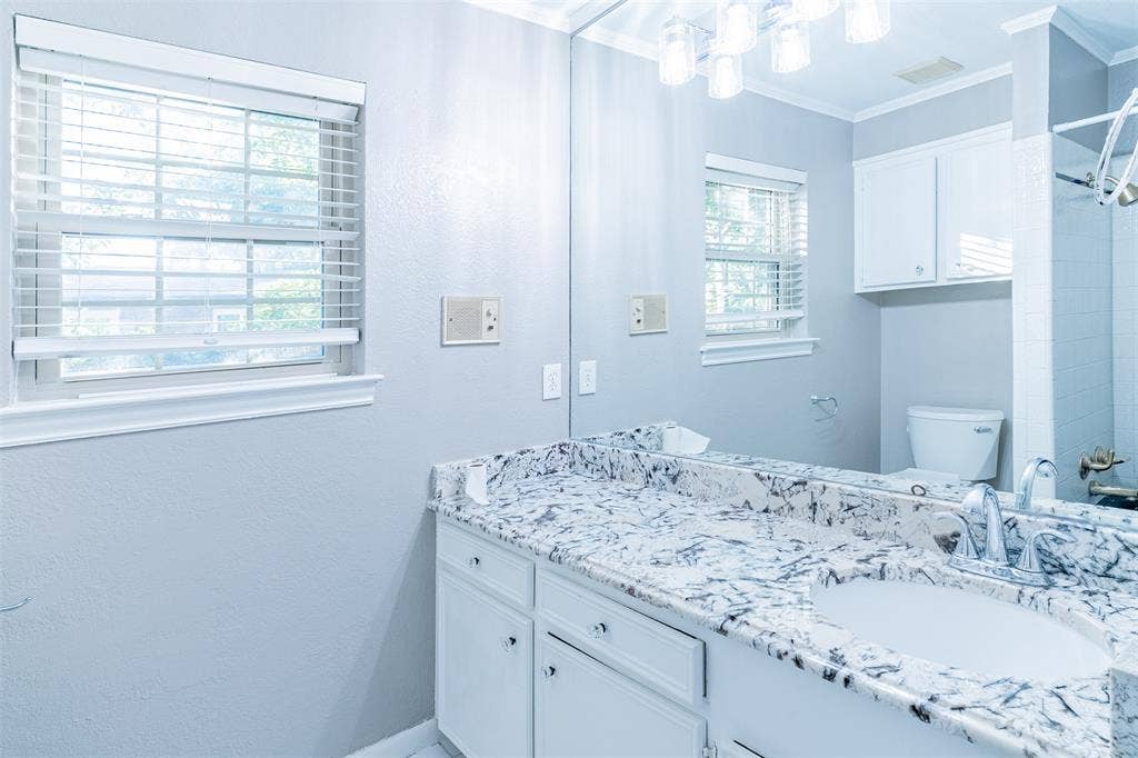 3400 Dever Drive, Waco, TX 76708 3400 Dever Drive, Waco, TX 76708