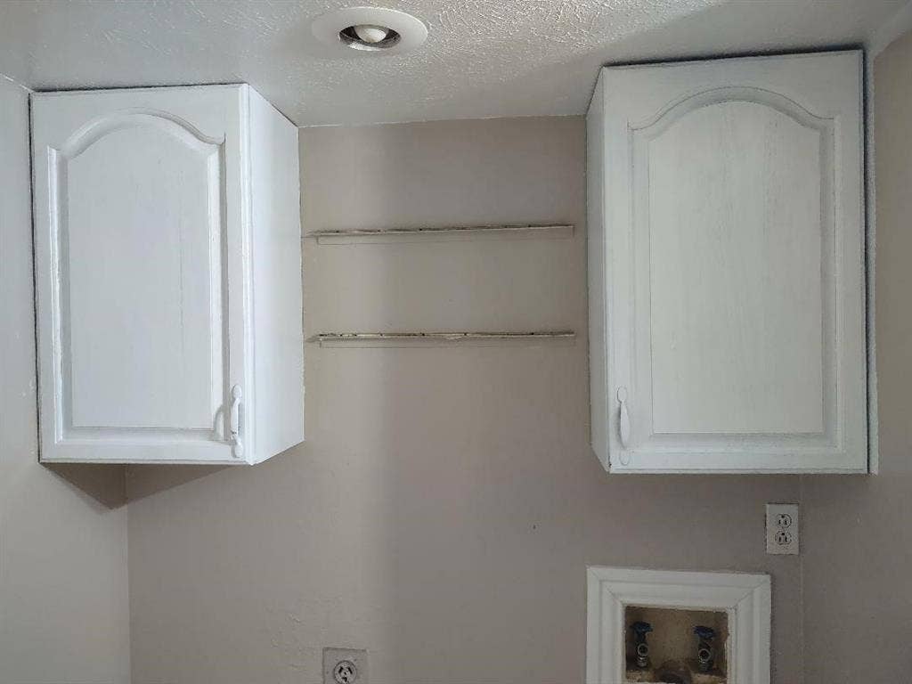 406 Vincent Street, Cedar Hill, TX 75104