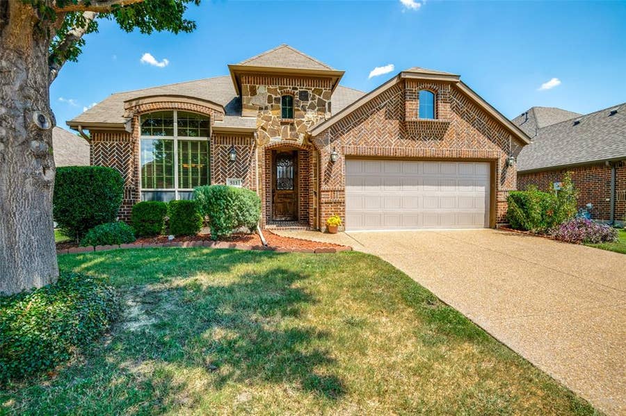 Property photo for 511 Mimosa Trail, Forney, TX