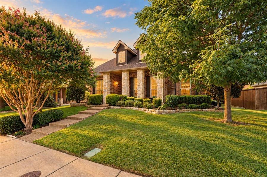 Property photo for 1750 Lake Forest Drive, Rockwall, TX