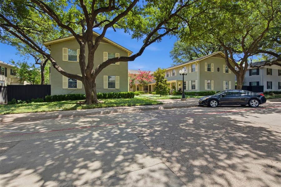 Property photo for 4734A Bradford Drive, Dallas, TX