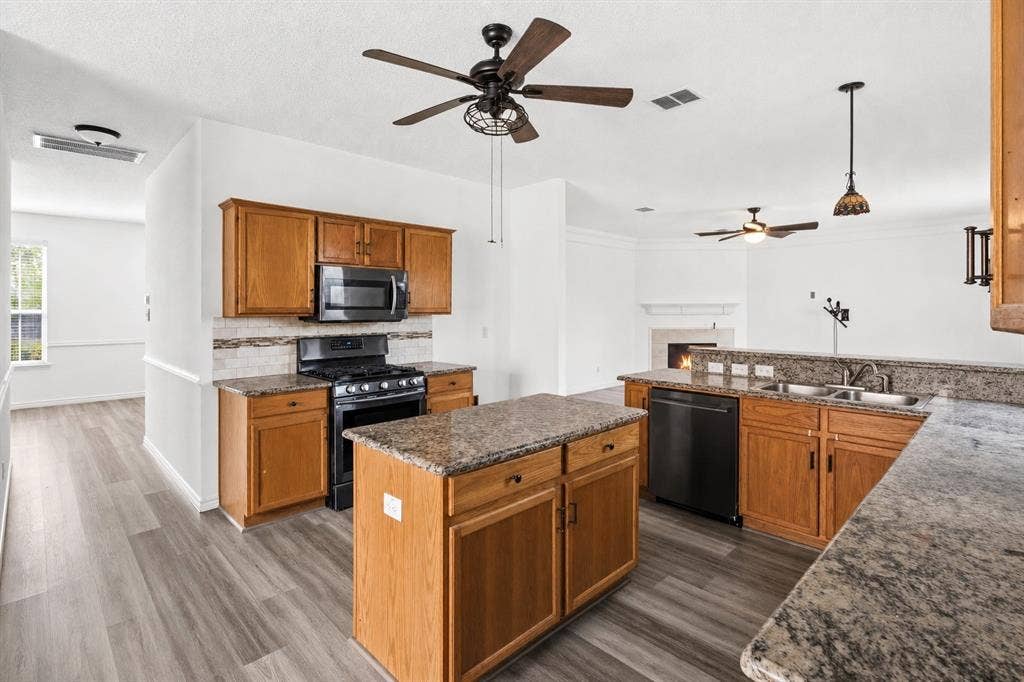 2830 Misty Ridge Lane, Rockwall, TX 75032 2830 Misty Ridge Lane, Rockwall, TX 75032