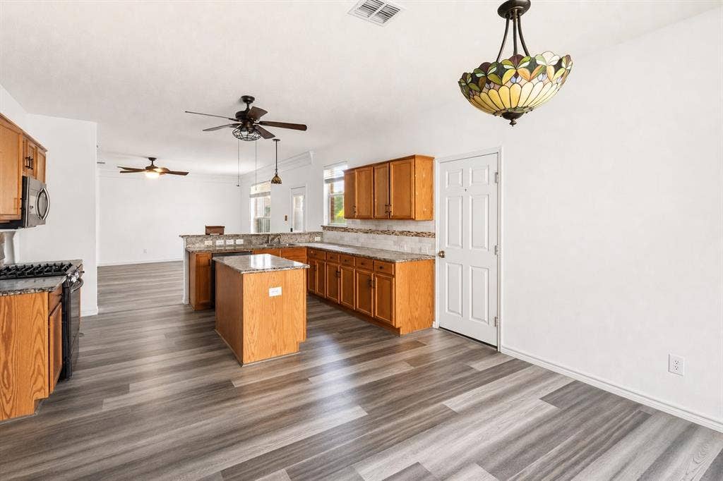 2830 Misty Ridge Lane, Rockwall, TX 75032 2830 Misty Ridge Lane, Rockwall, TX 75032