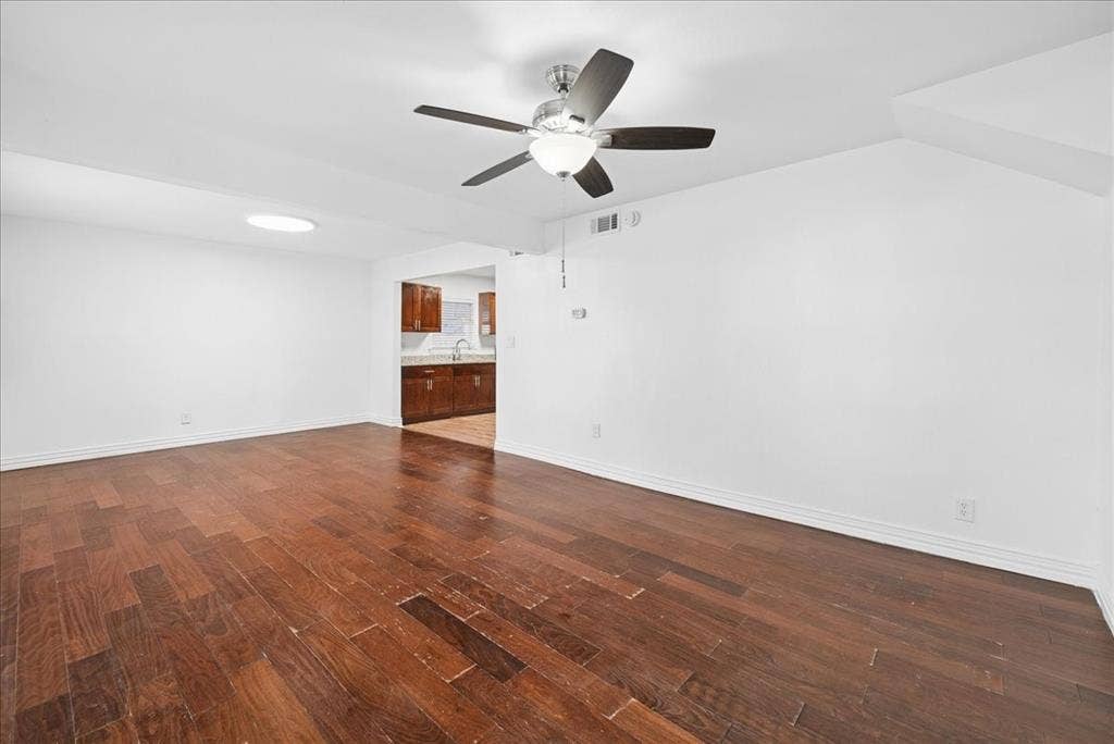 2001 Redman Circle, Dallas, TX 75223
