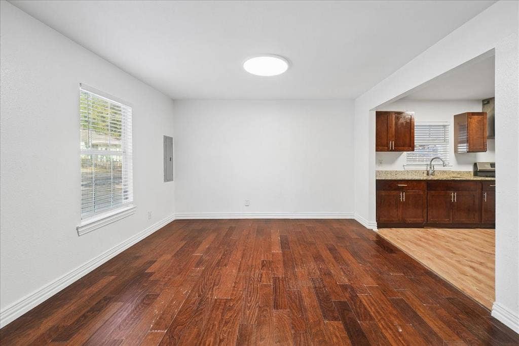 2001 Redman Circle, Dallas, TX 75223