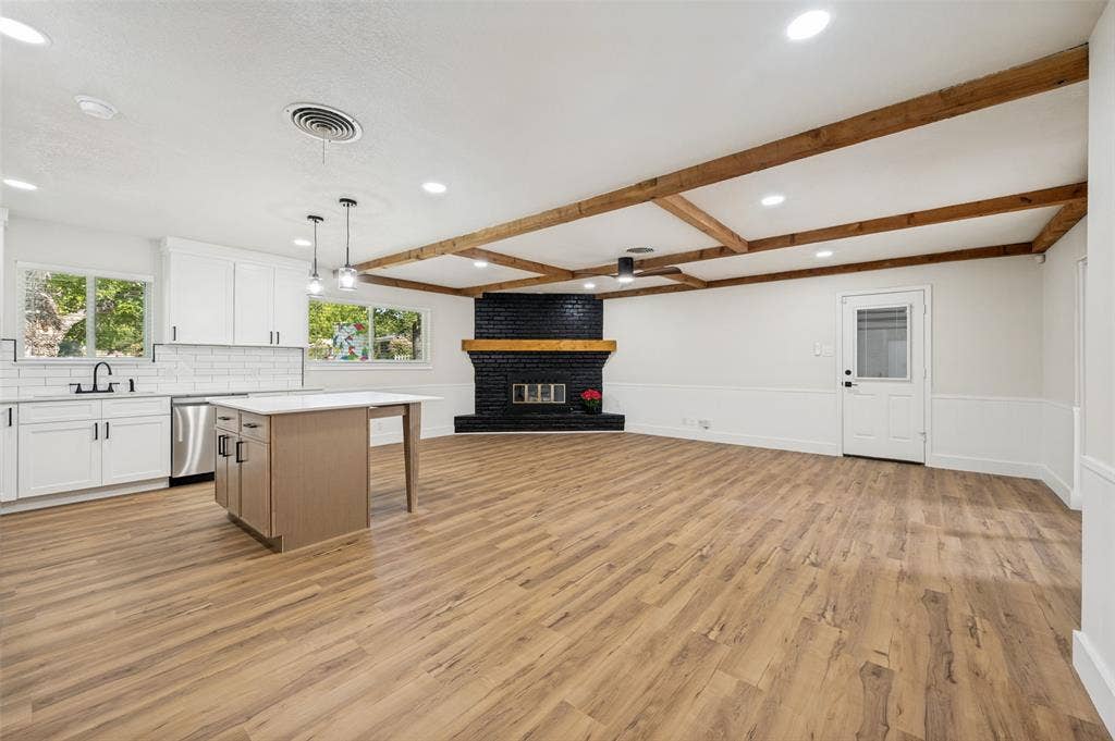 740 Bedford, Hurst, TX 76053 740 Bedford, Hurst, TX 76053