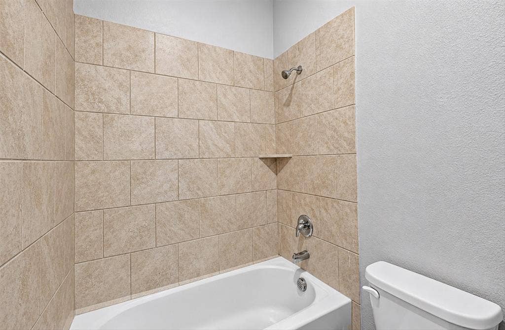 205 Watson Street, Red Oak, TX 75154 205 Watson Street, Red Oak, TX 75154
