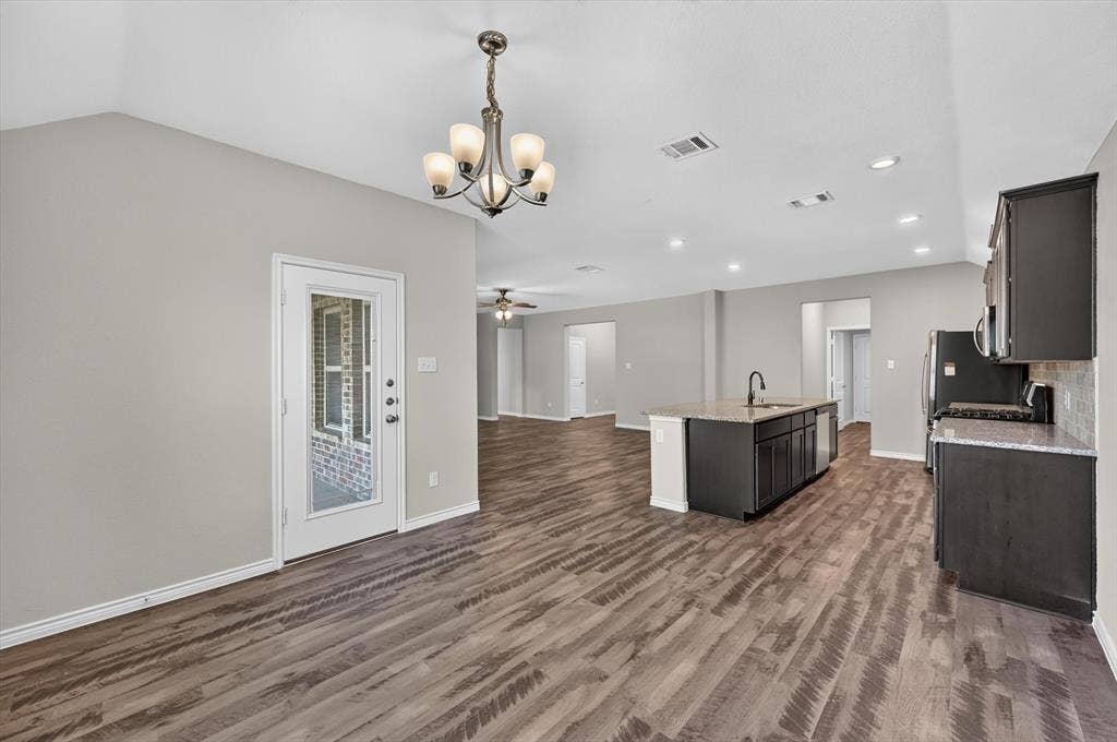 205 Watson Street, Red Oak, TX 75154 205 Watson Street, Red Oak, TX 75154