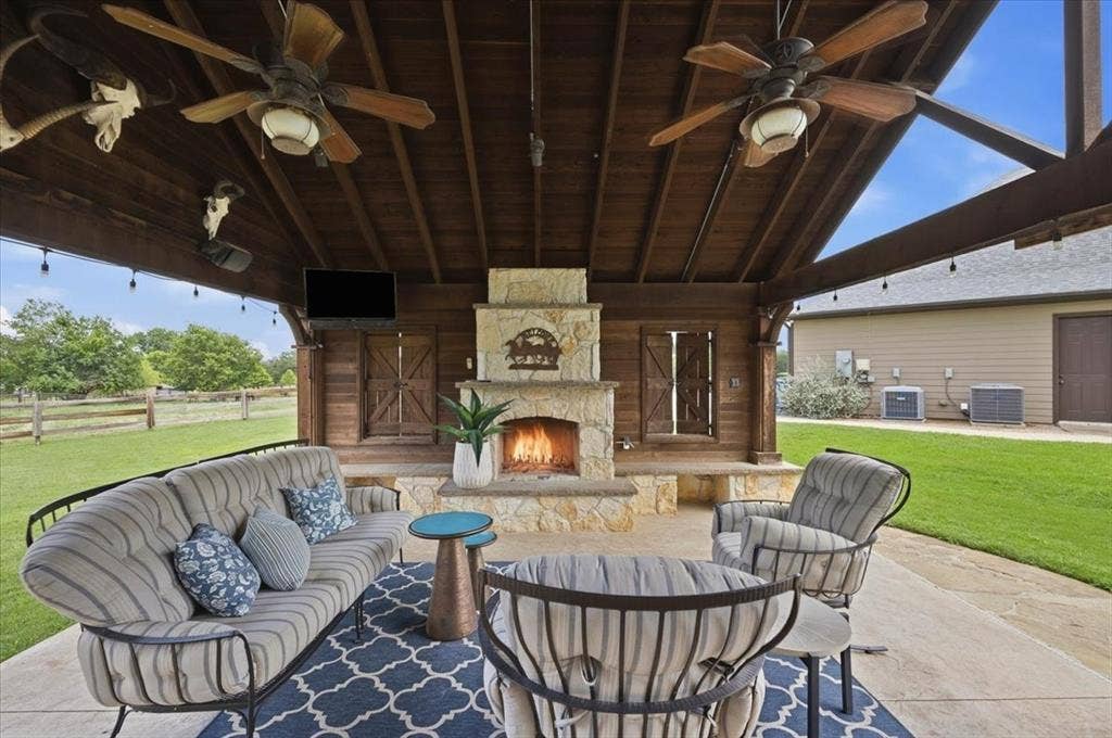 165 Dove Creek Road, Argyle, TX 76226 165 Dove Creek Road, Argyle, TX 76226