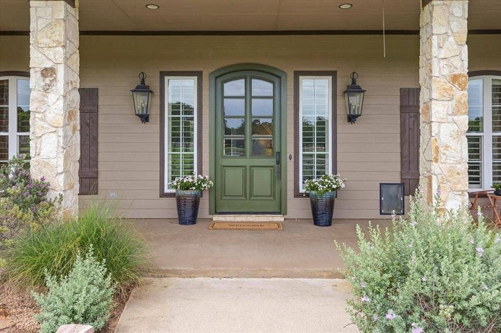 165 Dove Creek Road, Argyle, TX 76226 165 Dove Creek Road, Argyle, TX 76226