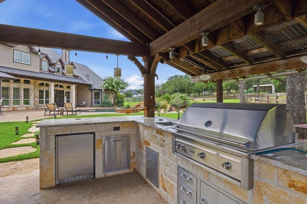 165 Dove Creek Road, Argyle, TX 76226 165 Dove Creek Road, Argyle, TX 76226