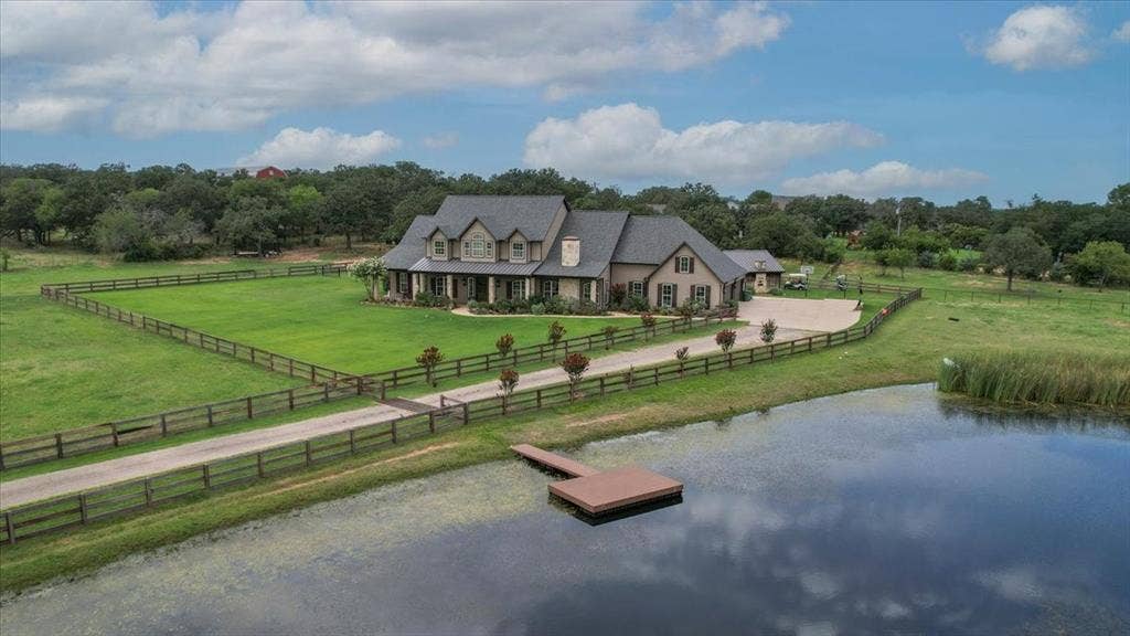165 Dove Creek Road, Argyle, TX 76226 165 Dove Creek Road, Argyle, TX 76226