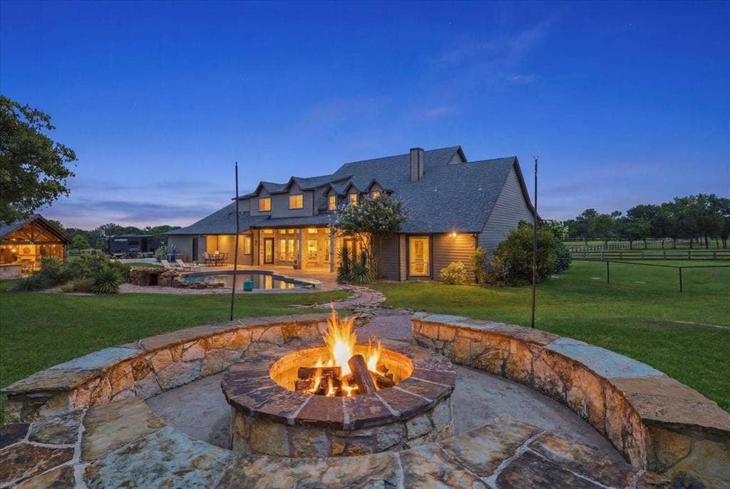 165 Dove Creek Road, Argyle, TX 76226 165 Dove Creek Road, Argyle, TX 76226