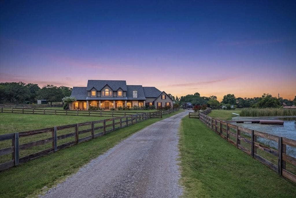 165 Dove Creek Road, Argyle, TX 76226 165 Dove Creek Road, Argyle, TX 76226