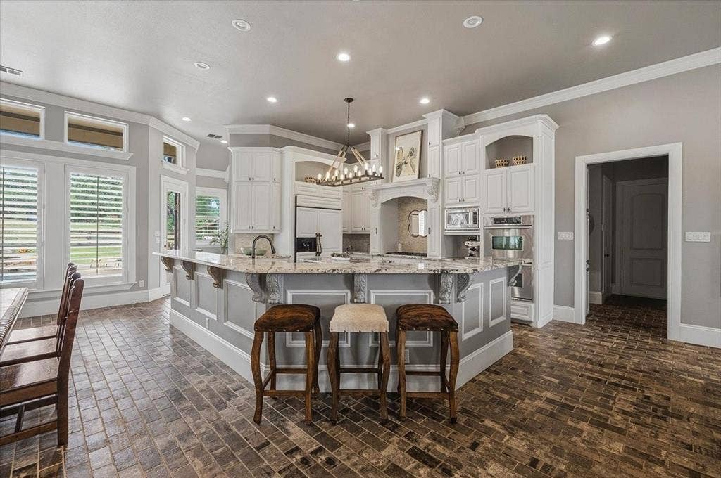 165 Dove Creek Road, Argyle, TX 76226 165 Dove Creek Road, Argyle, TX 76226