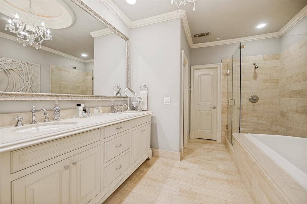 4608 Abbott Avenue, #112, Highland Park, TX 75205
