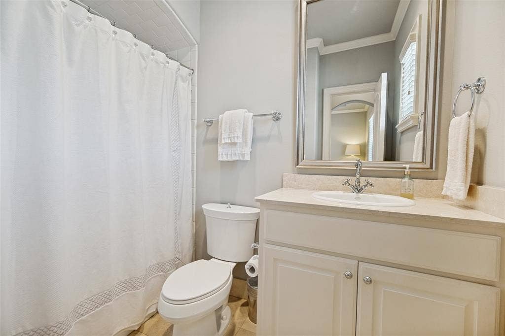 4608 Abbott Avenue, #112, Highland Park, TX 75205