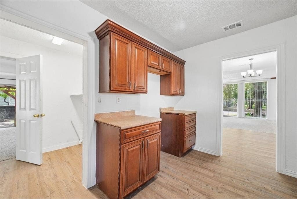 2725 Aster Street, Dallas, TX 75211 2725 Aster Street, Dallas, TX 75211