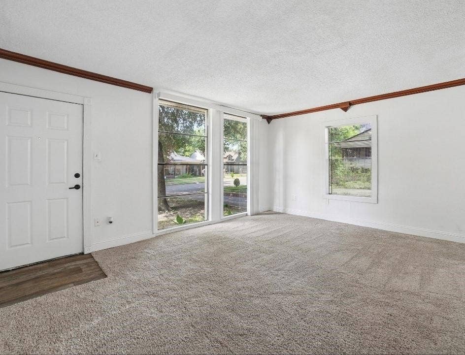 2725 Aster Street, Dallas, TX 75211 2725 Aster Street, Dallas, TX 75211