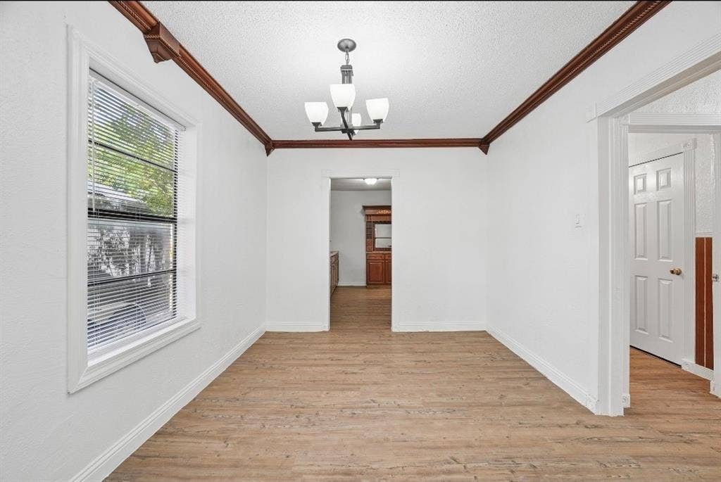 2725 Aster Street, Dallas, TX 75211 2725 Aster Street, Dallas, TX 75211
