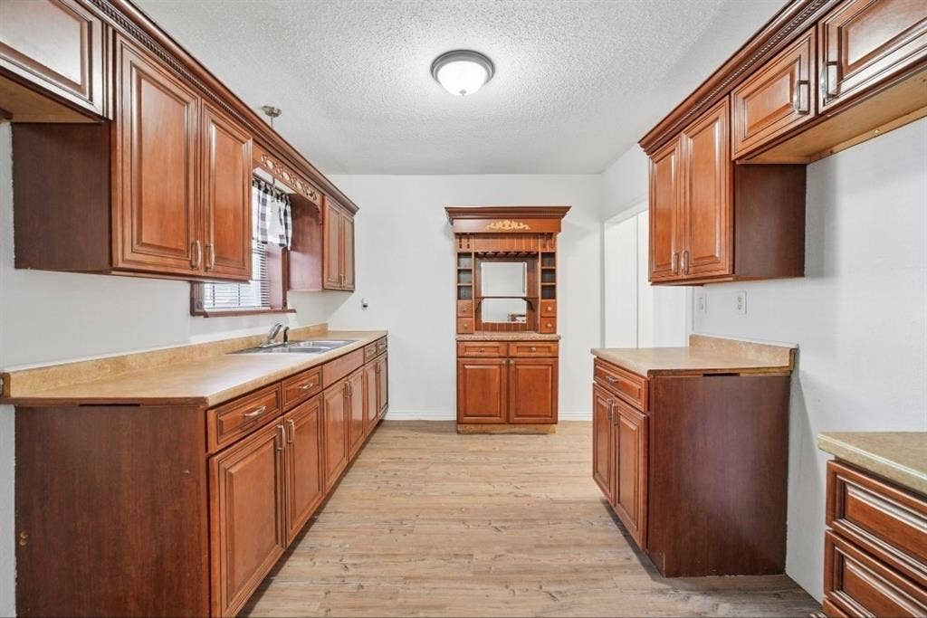 2725 Aster Street, Dallas, TX 75211 2725 Aster Street, Dallas, TX 75211