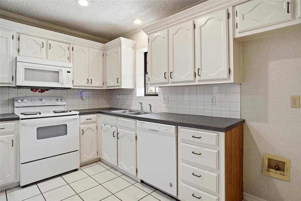 1417 Copper Ridge Street, Denton, TX 76209 1417 Copper Ridge Street, Denton, TX 76209