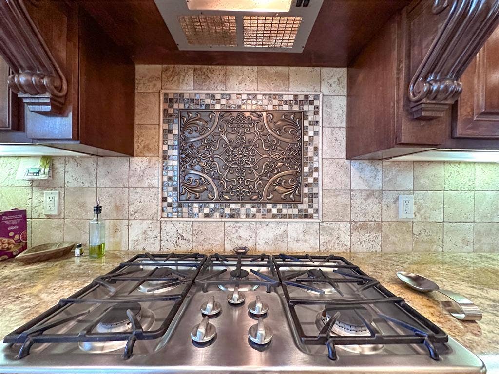 1100 Wessex Drive, Woodway, TX 76712 1100 Wessex Drive, Woodway, TX 76712