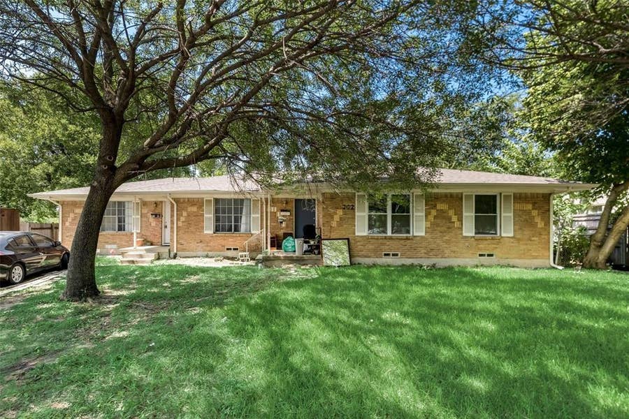 Property photo for 902 Spring Valley Plaza, Richardson, TX