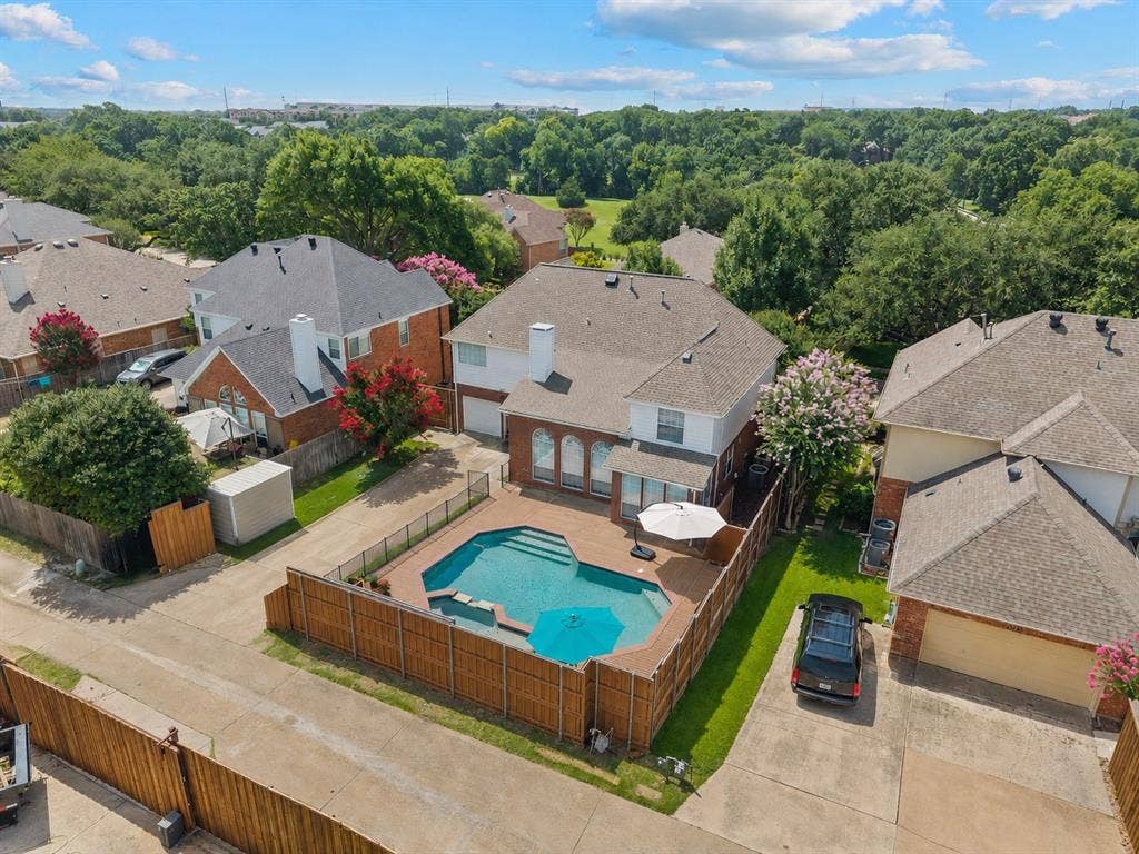 669 Water Oak Drive, Plano, TX 75025 669 Water Oak Drive, Plano, TX 75025