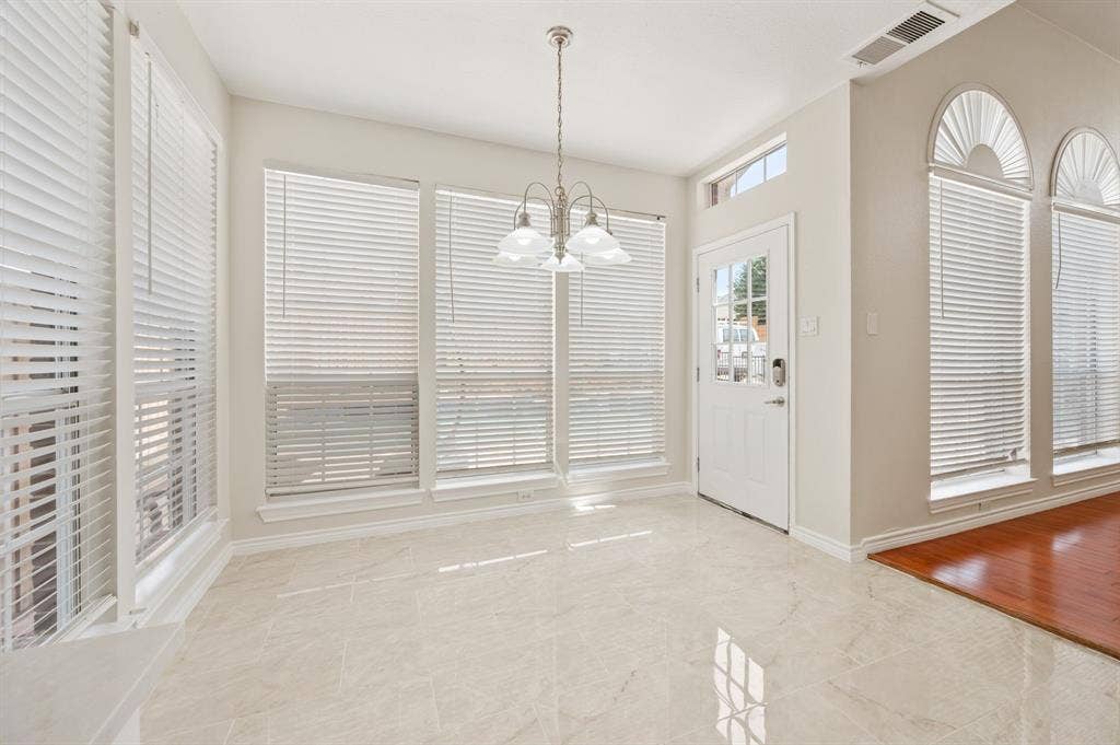 669 Water Oak Drive, Plano, TX 75025 669 Water Oak Drive, Plano, TX 75025