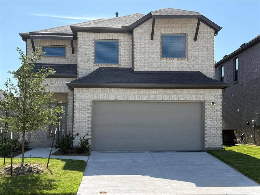 Property photo for 1233 Wolfsbane Drive, Lavon, TX
