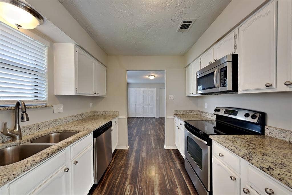 1325 Glyndon Drive, Plano, TX 75023