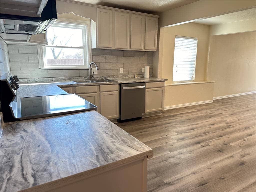 4706 Sachse Road, Sachse, TX 75048 4706 Sachse Road, Sachse, TX 75048