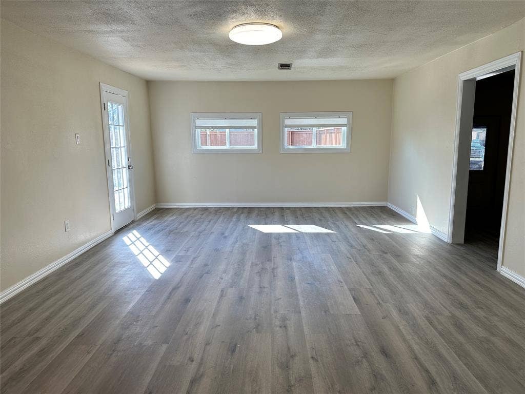 4706 Sachse Road, Sachse, TX 75048 4706 Sachse Road, Sachse, TX 75048