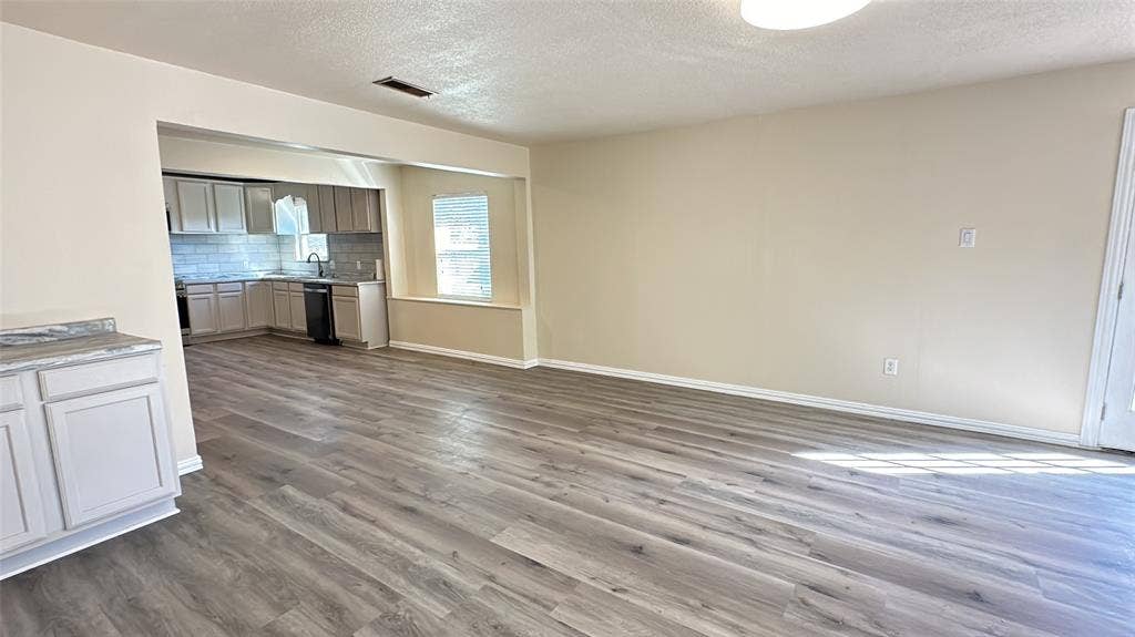 4706 Sachse Road, Sachse, TX 75048 4706 Sachse Road, Sachse, TX 75048