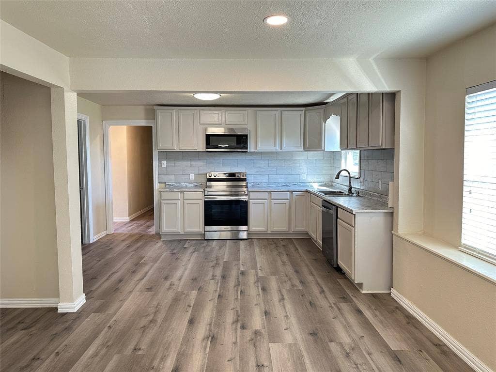 4706 Sachse Road, Sachse, TX 75048 4706 Sachse Road, Sachse, TX 75048