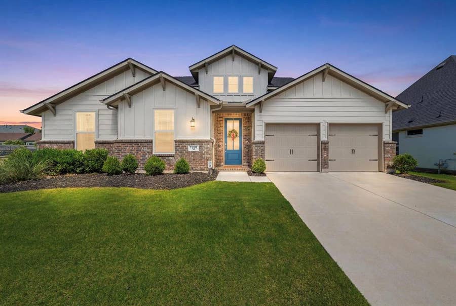 Property photo for 1001 Blueberry Way, Northlake, TX