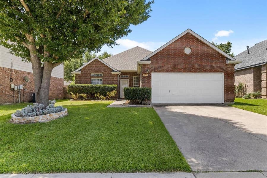 Property photo for 3216 Paradise Valley Drive, Plano, TX